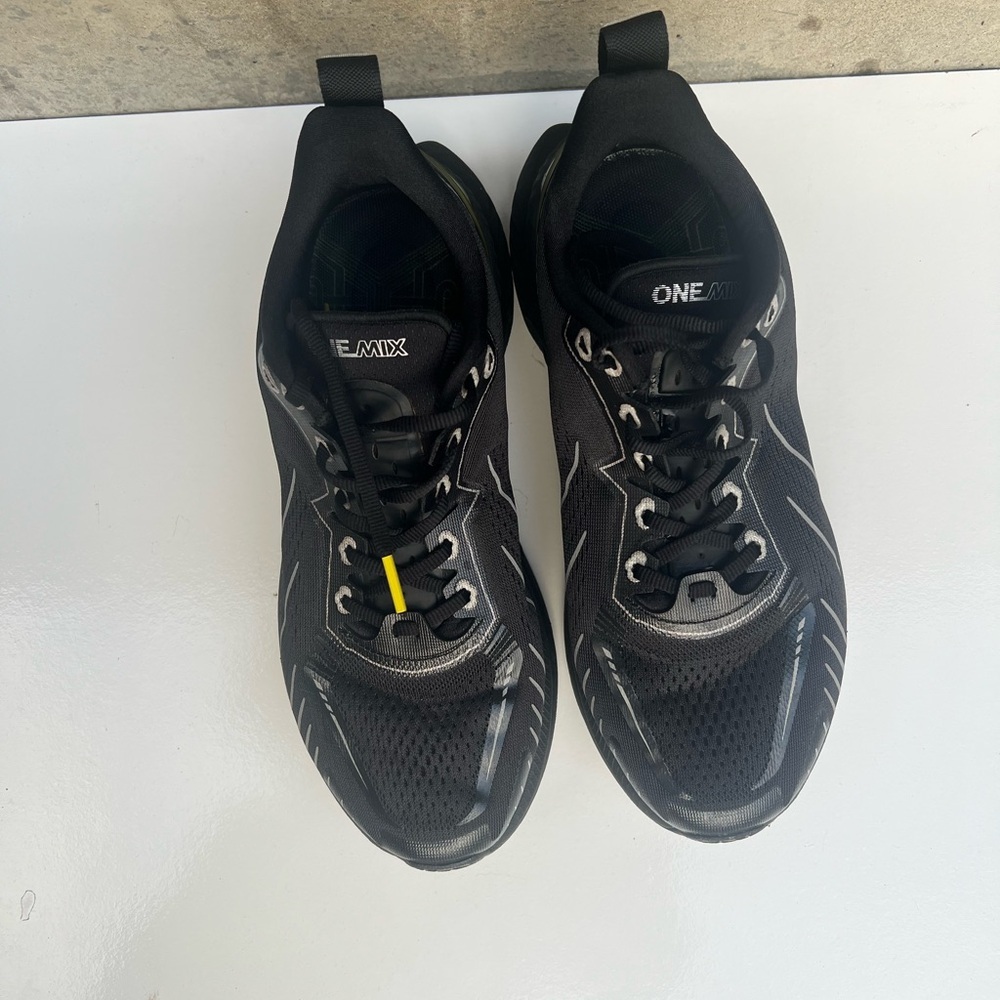 ONE MIX Black Men's Running Shoes